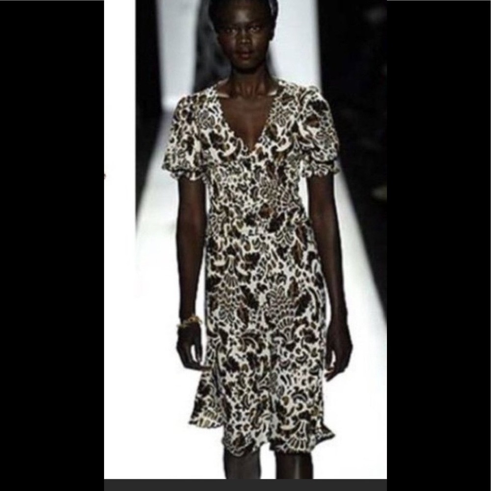 DVF silk brown and multicolor dress.